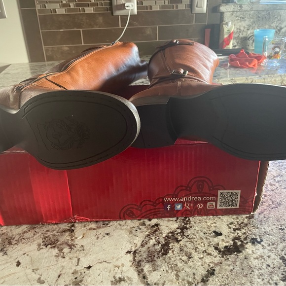 New tan womens Andrea below the knees boots size #7 - Picture 6 of 6